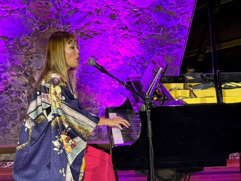 UP&DOWN 2024 SATOMI 28ABR FOTOS 01 (1)