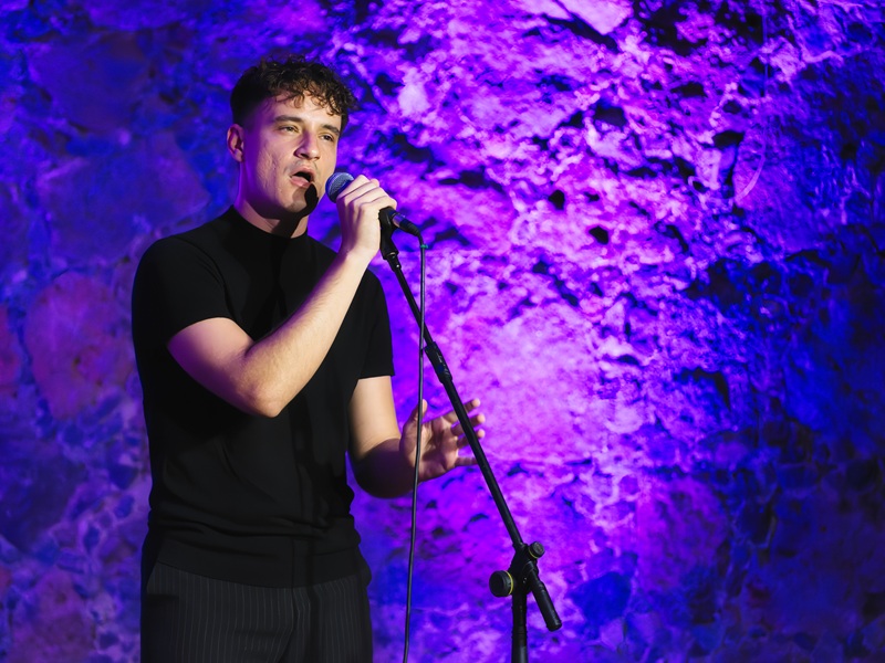 10 - Upanddown Festival - Enri Ive - 06-04-2025 - Alejandro Amador