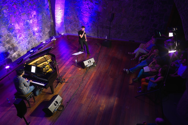 32 - Upanddown Festival - Enri Ive - 06-04-2025 - Alejandro Amador