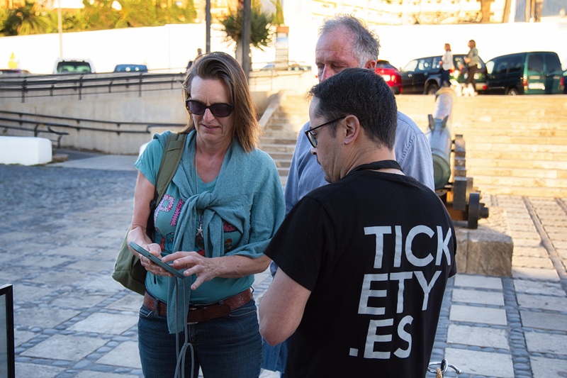 41 - Upanddown Festival - Enri Ive - 06-04-2025 - Alejandro Amador
