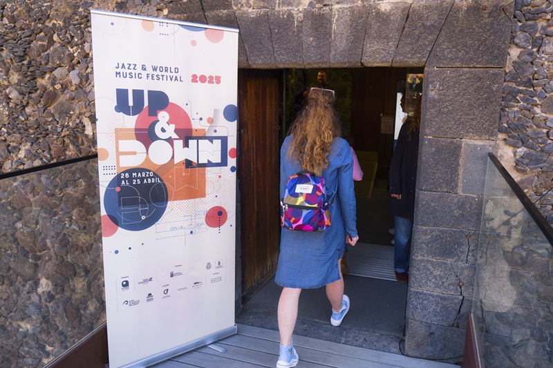 49 - Upanddown Festival - Andrés Leoni Trío - 05-04-2025 - Alejandro Amador